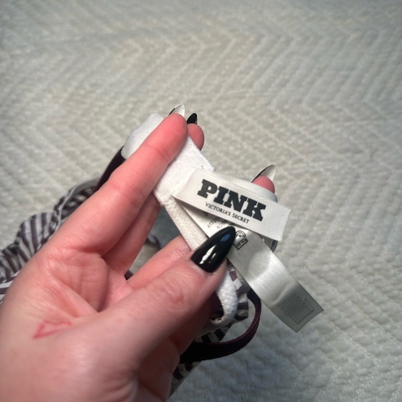 Victoria's Secret Striped Bra - Picture 6 of 7